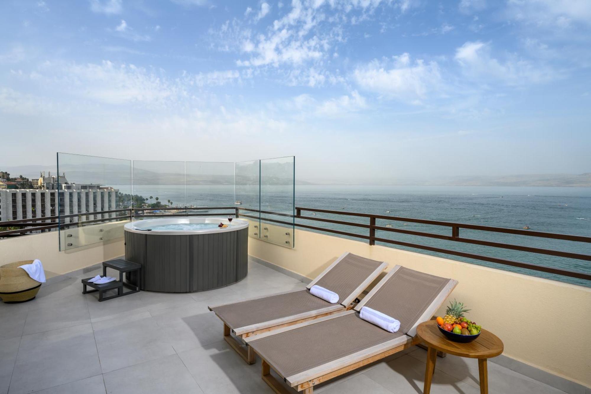 Leonardo Plaza Hotel Tiberias Buitenkant foto