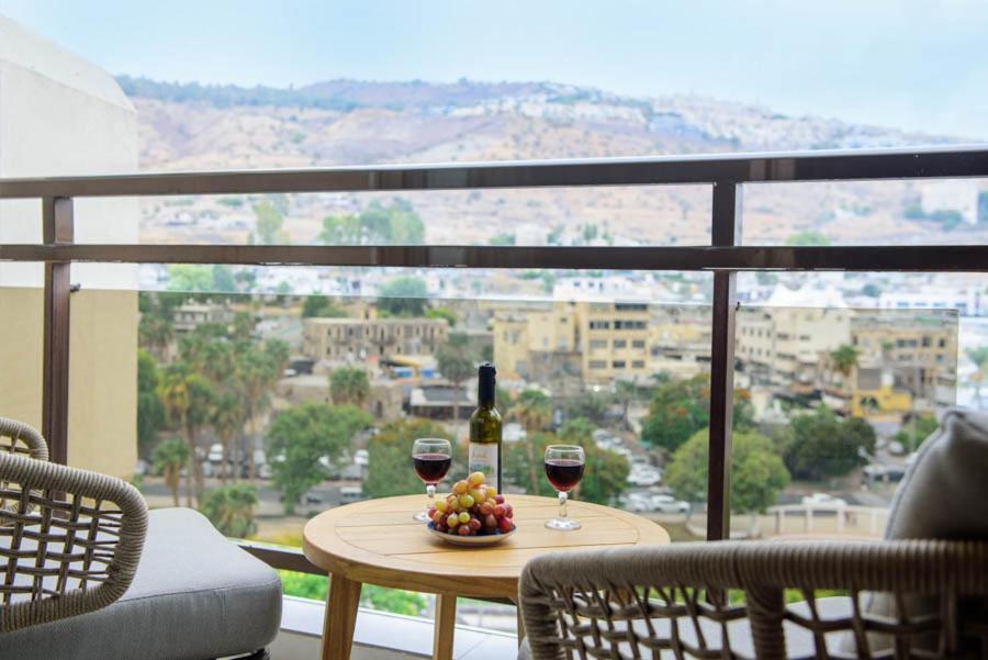 Leonardo Plaza Hotel Tiberias Buitenkant foto